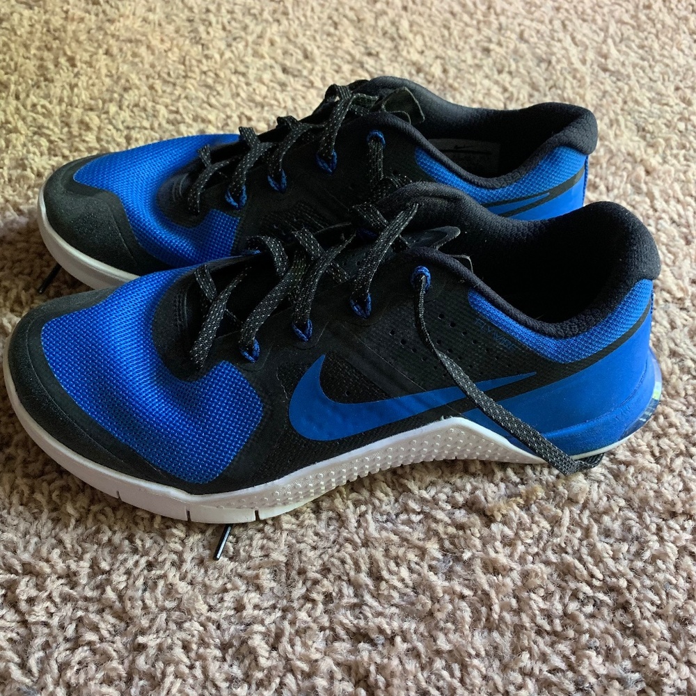 Nike Retcon 2